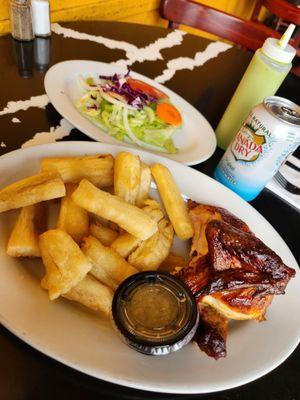 1/4 chicken lunch special. Chose fried yucca as my side