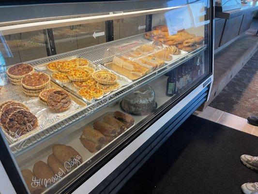 Lots of gluten free pastries and BAGEL DOGS (beef or sausage), they also sell regular pastries with gluten