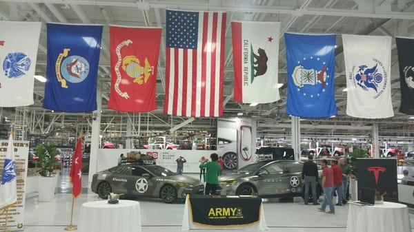 US Army partners with Tesla to guarantee jobs interviews for Soldiers.