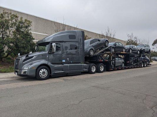 Interstate auto carrier truck. California to Texas route.