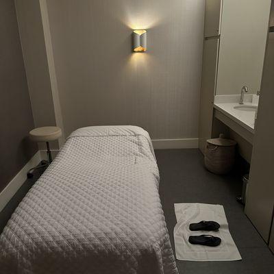 Massage room ‍.