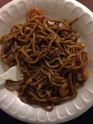 Shrimp lo mein ( this was my third place from a small order container).