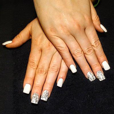 ALEEZA's  HAIR 'n' NAIL WORKS