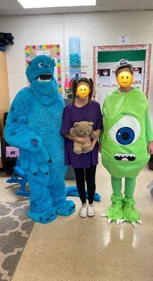 2022: 2nd grade teachers reusing the costumes we wore in 2021.