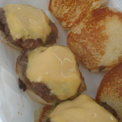 Cheese burger sliders