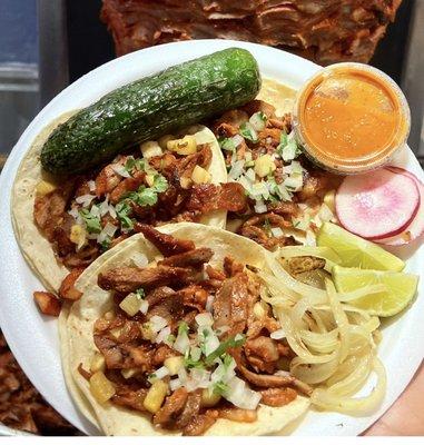 Tacos al pastor