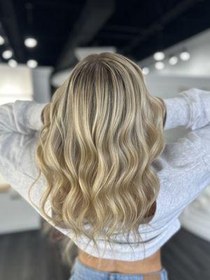 Best Salon in Rocky River for Blonde Highlights