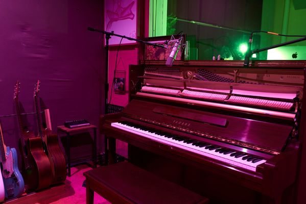 Piano and Instruments in live room