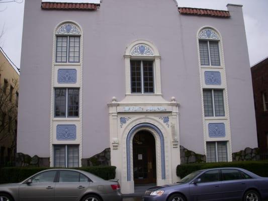 Facade of the building, built be Elmer Feig in 1929