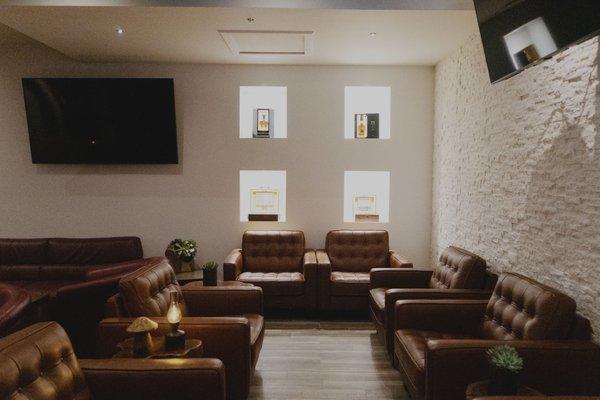 Private Lounge Area (Members Only)