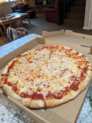 18" Cheese pizza