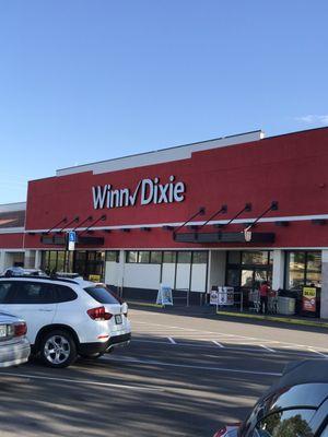 The communities of Neptune Beach and Jacksonville Beach local Winn Dixie on Atlantic Blvd.