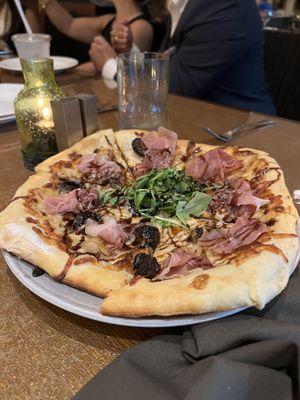 prosciutto & fig flatbread