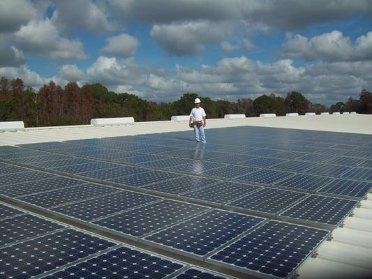 The Boss 'Tom Harriman' supervising a Solar Electric (PV) installation