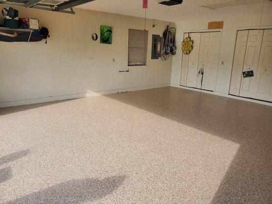 Polyaspartic Epoxy Garage Flooring formulated, manufactured, and installed in-house! Receive a free quote today!