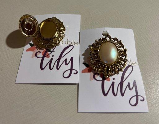 2 lovely brooches