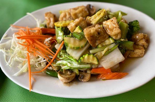 Veggie stir fry with fried tofu