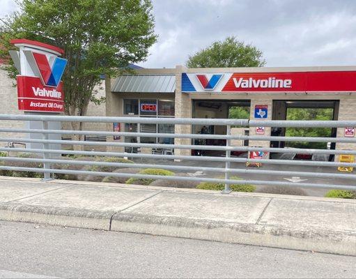 Valvoline on NW Military Hwy