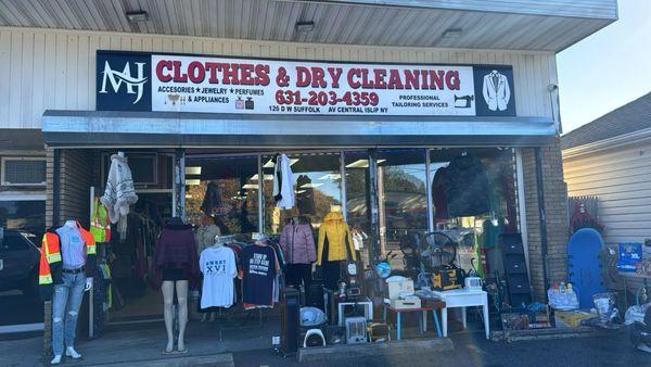 Dry cleaner Taylor clothing