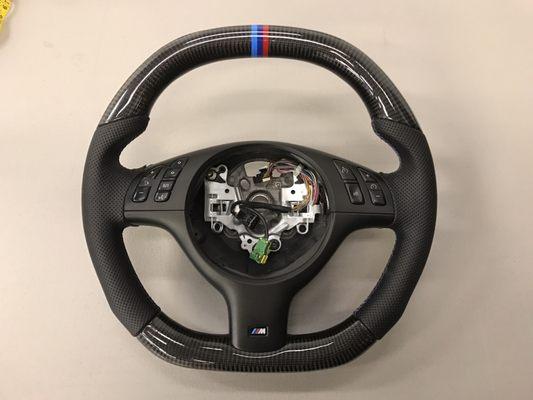 Custom carbon fiber steering wheel