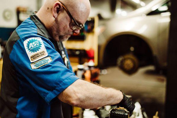 At Otto Service, our ASE Certified Master Technicians have 20+ years of experience!