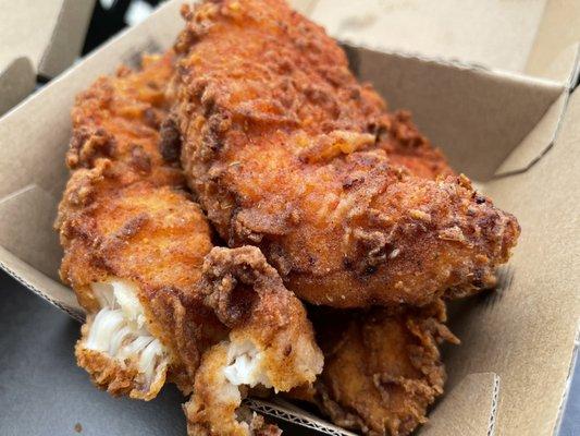 Jumbo Fried Chicken Tenders (3 pcs)