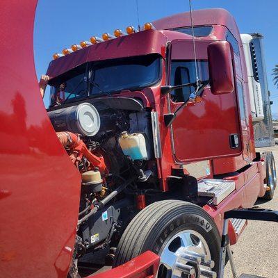 2007 KENWORTH T680 NEW WINDSHIELD REPLACEMENT SAN BERNARDINO CA 92410