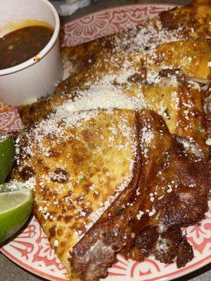 Quesadilla de birria