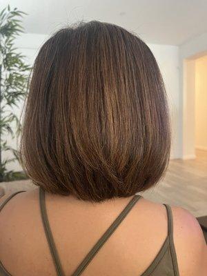 Trim and color (root and highlights) Sep 2022