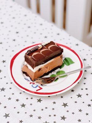 Tuxedo chocolate mousse cake