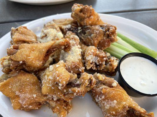 Amazing wings with garlic parmesan sauce