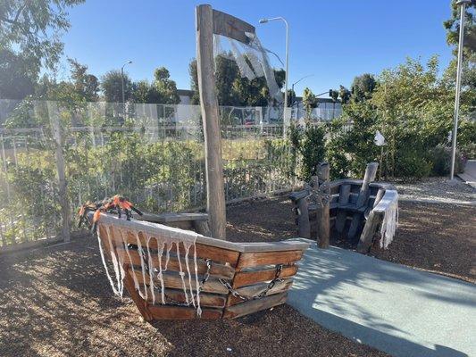 Dressing up our yard for a Spooky Halloween