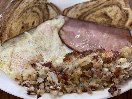 Country Breakfast with ham on Easter