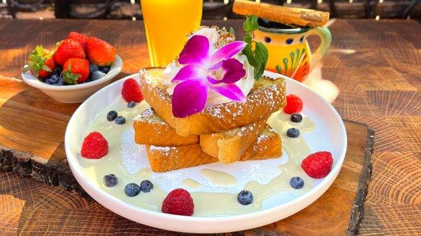 TRES LECHES FRENCH TOAST