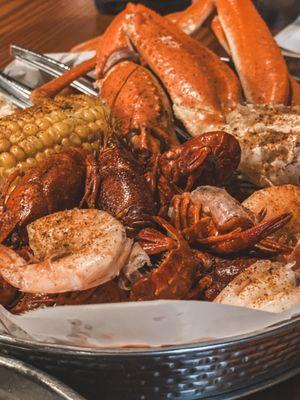 Crab Legs, Shrimp & Crawfish