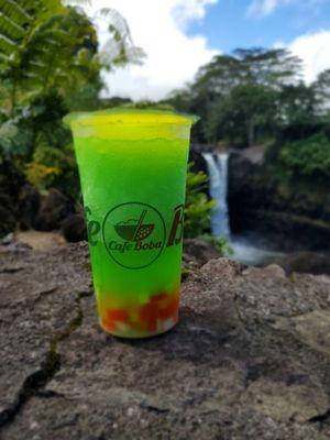 Kiwi Slush with Rainbow Jelly!