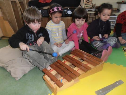 Monthly music classes with Miss Kelye