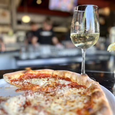 Neapolitan pizza and Chardonnay