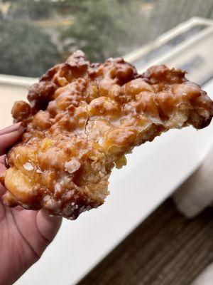 Apple fritter - very good!