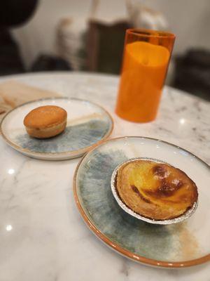 Bomboloni (vanilla) & Pasteis de Nata