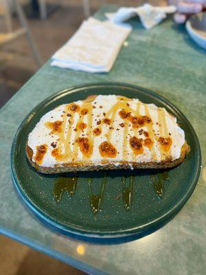 Ricotta & honey toast