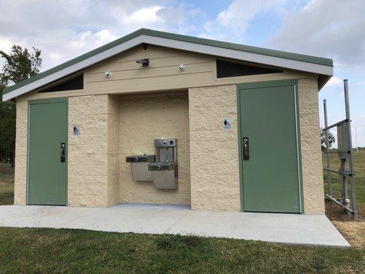 Public restrooms and fountain