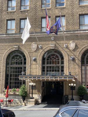 Front of Hotel Bethlehem where the Tap Room is located.