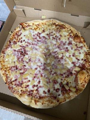 Large Ham and Pineapple pizza