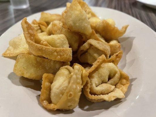 Cream cheese wontons