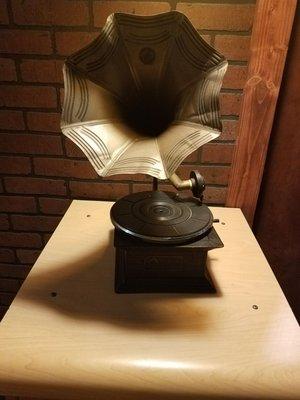 Old stereophone.