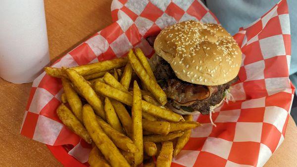 Bacon Burger with seasoned fries