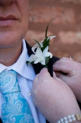 fabulous tie for my groom courtesy of the Tie Bar