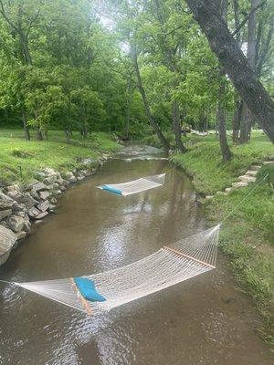 Creek relaxing @ JuneBug Retro Camping