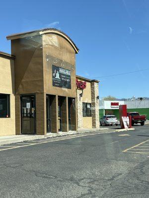 Twisters Midtown, ABQ. LOOKS closed but the drive thru was fine. ‍